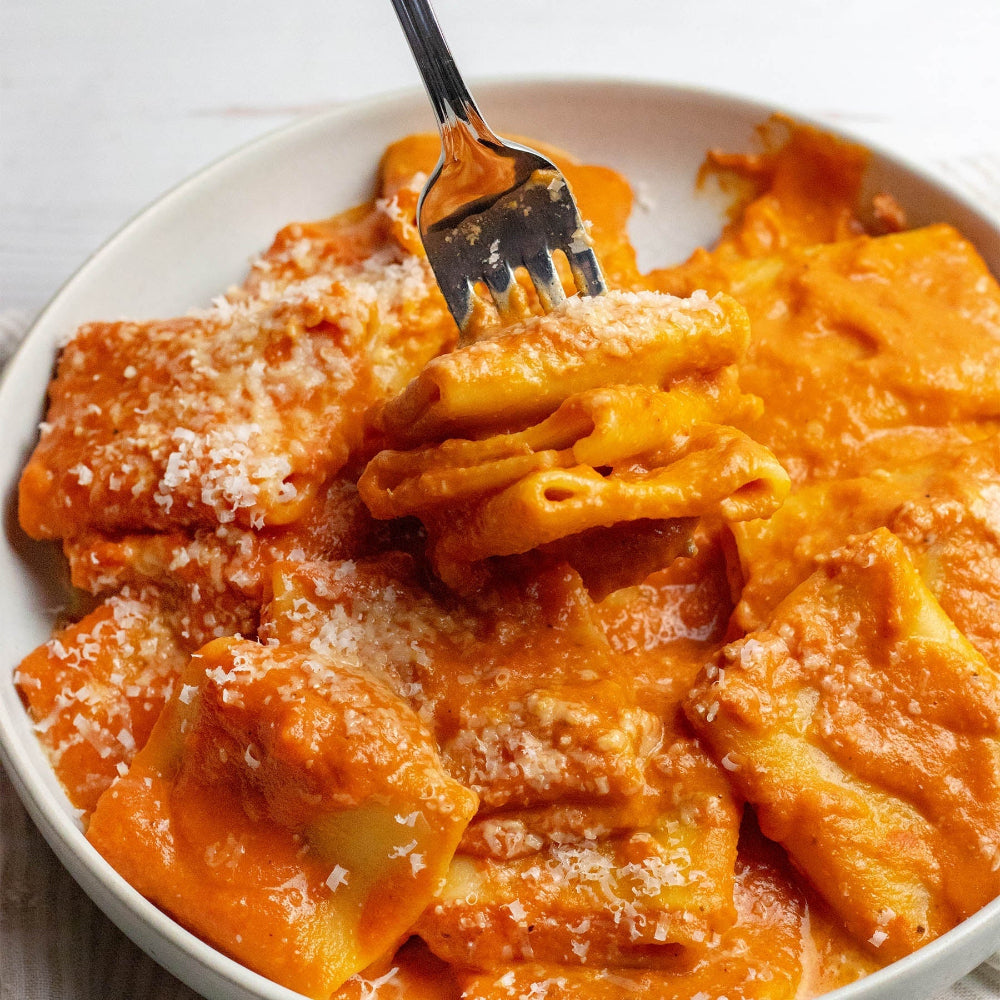 Paste paccheri italiene cu sos rosii