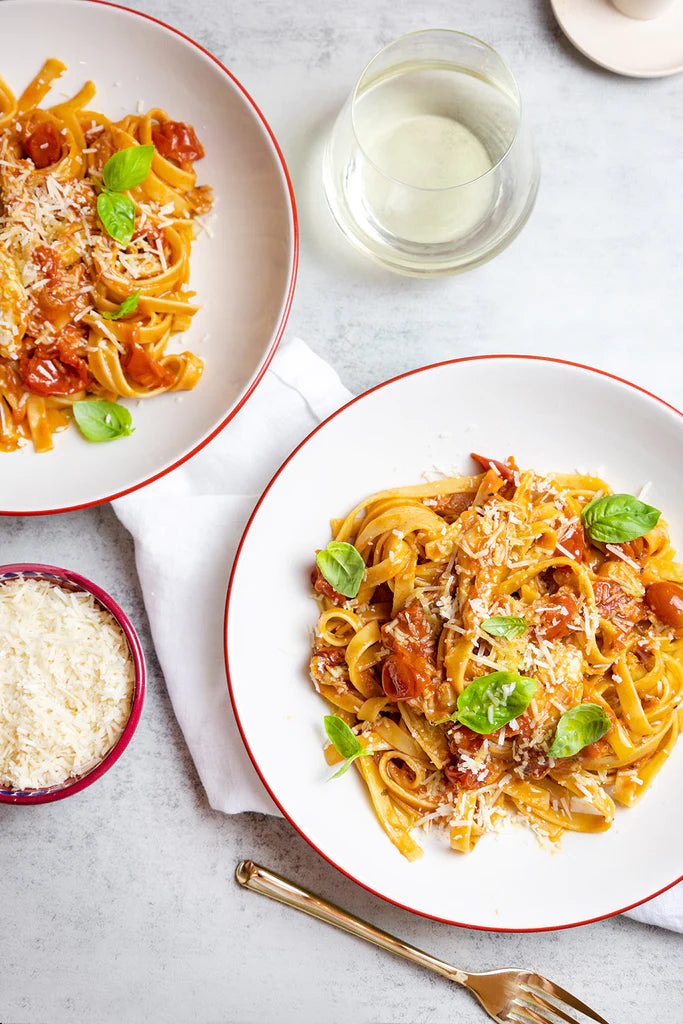 tagliatelle din grau dur cu sos rosii